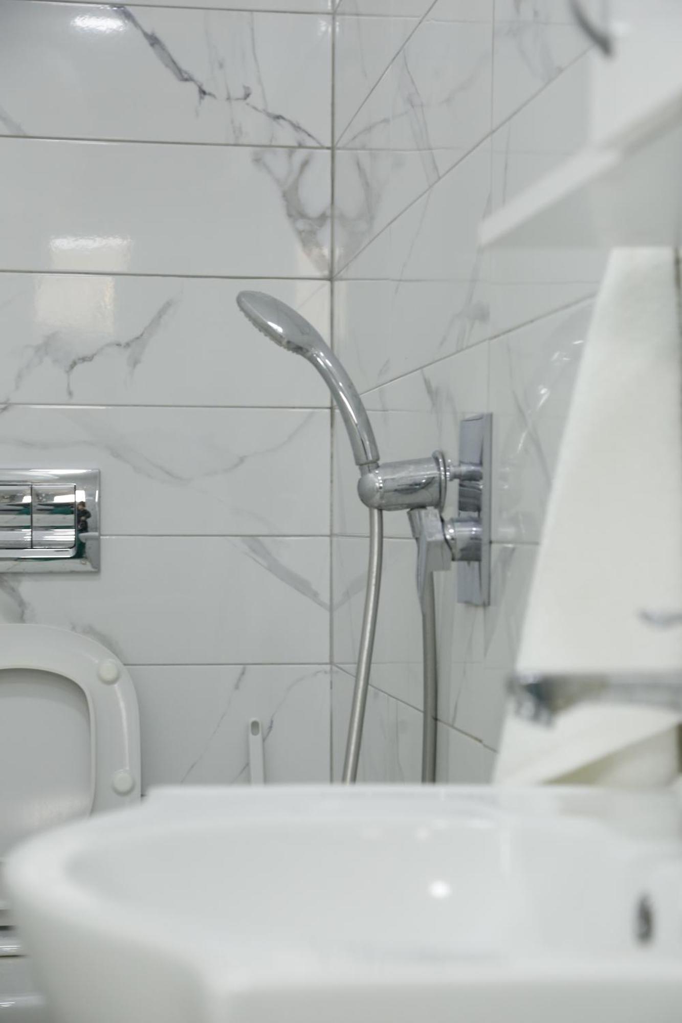 Albi Apartment Tirana Exterior photo